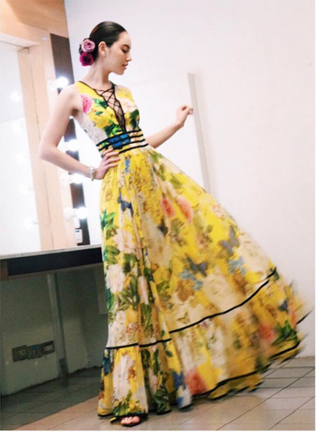 ใหม่ ดาวิกา ใหม่ ดาวิกา