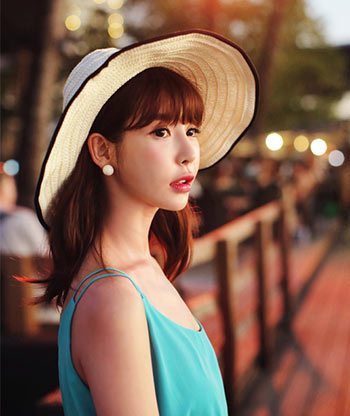 หมวกกันแดดปีกกว้าง หมวกกันแดดปีกกว้าง