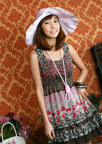 หมวกกันแดดปีกกว้าง หมวกกันแดดปีกกว้าง