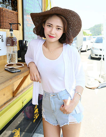 หมวกกันแดดปีกกว้าง หมวกกันแดดปีกกว้าง