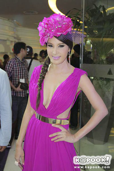 เปิ้ล ไอริณ เปิ้ล ไอริณ