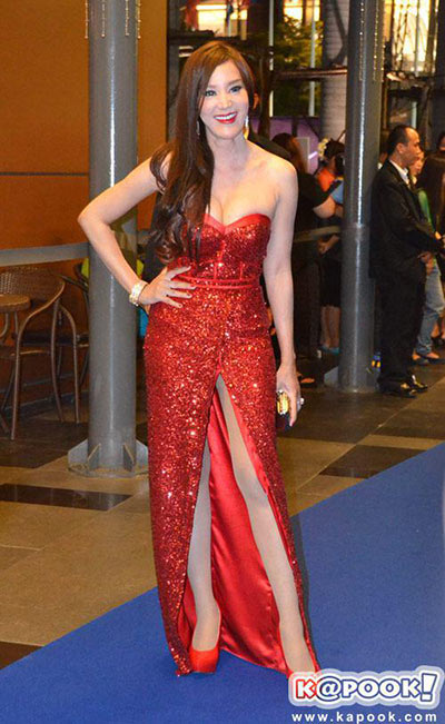 เปิ้ล ไอริณ เปิ้ล ไอริณ