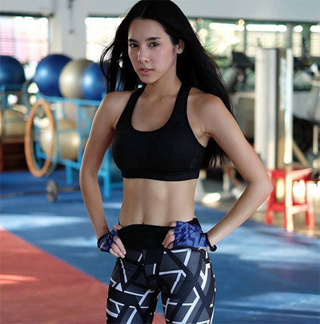 เบเบ้ ธันย์ชนก เบเบ้ ธันย์ชนก