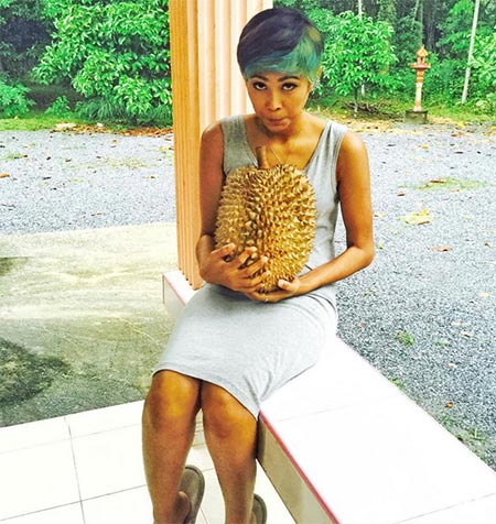 ชุดอยู่บ้านนักร้องลูกทุ่ง ชุดอยู่บ้านนักร้องลูกทุ่ง