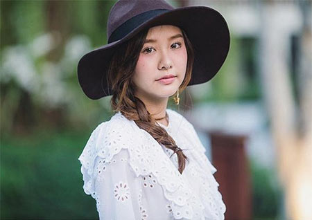 หมวกปีกกว้างดารา หมวกปีกกว้างดารา