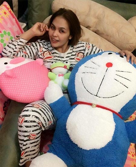 ชุดอยู่บ้านนักร้องลูกทุ่ง ชุดอยู่บ้านนักร้องลูกทุ่ง