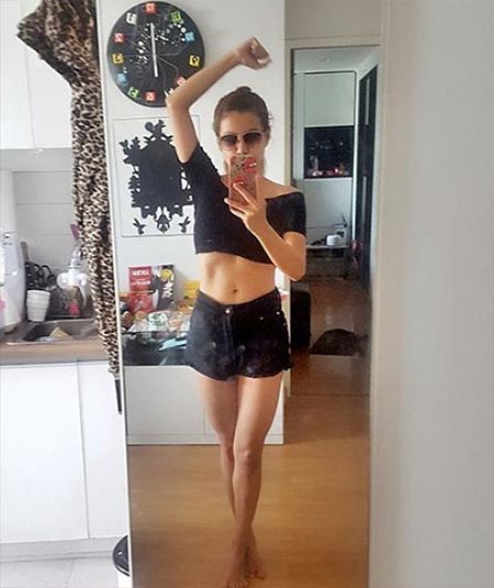 ชุดอยู่บ้านนักร้องลูกทุ่ง ชุดอยู่บ้านนักร้องลูกทุ่ง