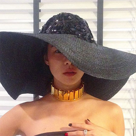 หมวกปีกกว้างดารา หมวกปีกกว้างดารา