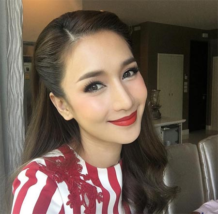 ดาราทาปากแดง ดาราทาปากแดง