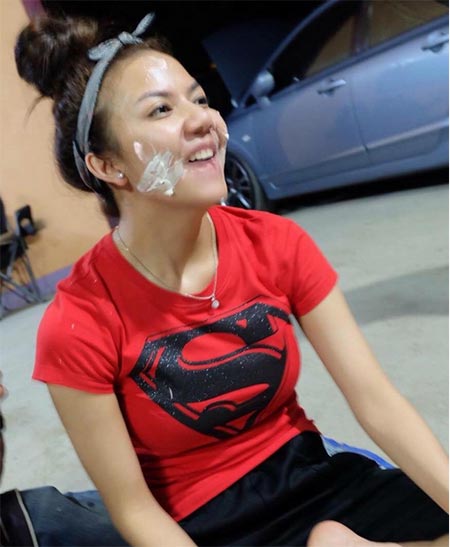 ชุดอยู่บ้านนักร้องลูกทุ่ง ชุดอยู่บ้านนักร้องลูกทุ่ง