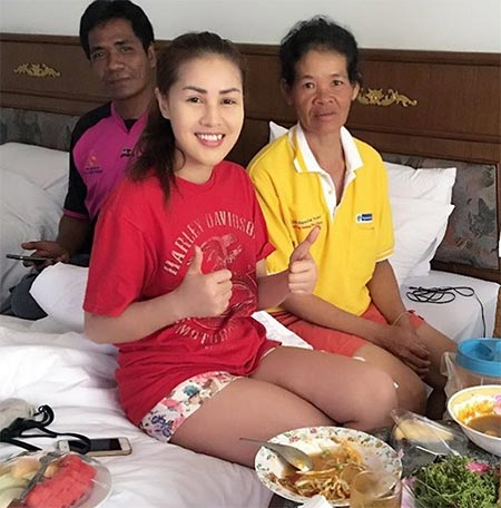 ชุดอยู่บ้านนักร้องลูกทุ่ง ชุดอยู่บ้านนักร้องลูกทุ่ง