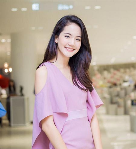 โบว์ เมลดา ศัลยกรรม โบว์ เมลดา ศัลยกรรม