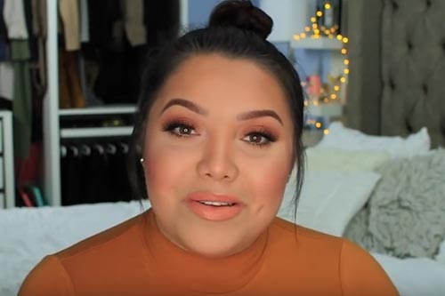 แต่งหน้าด้วยถุงเท้า แต่งหน้าด้วยถุงเท้า