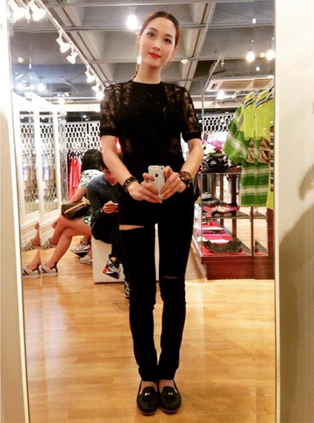 โม จิรัชยา โม จิรัชยา