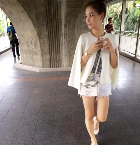 โม จิรัชยา โม จิรัชยา