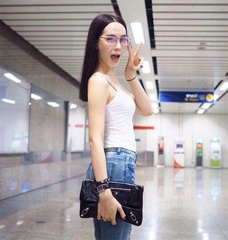 โม จิรัชยา โม จิรัชยา