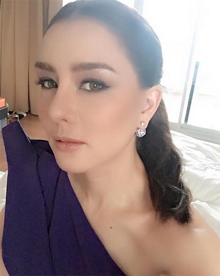 นิโคล เทริโอ นิโคล เทริโอ