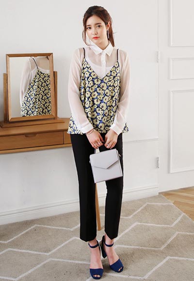 แฟชั่นสายเดี่ยวทับเสื้อยืด แฟชั่นสายเดี่ยวทับเสื้อยืด