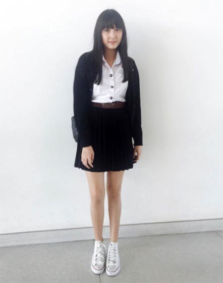 ดาราใส่ชุดนักศึกษา ดาราใส่ชุดนักศึกษา