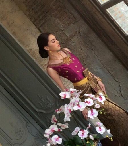 ดาราใส่ชุดไทย ดาราใส่ชุดไทย