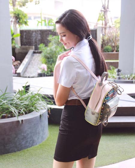 ดาราใส่ชุดนักศึกษา ดาราใส่ชุดนักศึกษา