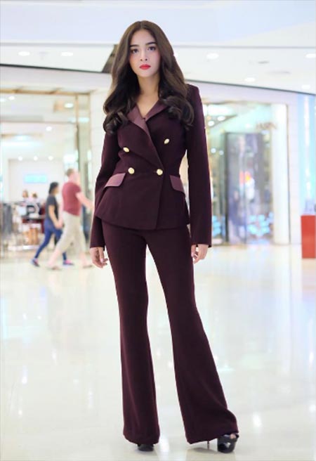 ดาราใส่เสื้อสูท ดาราใส่เสื้อสูท