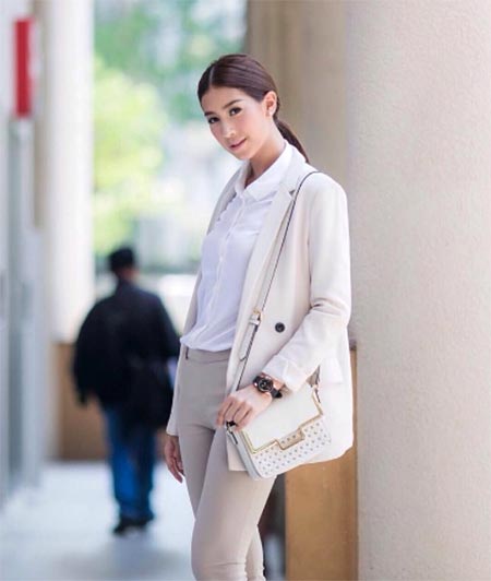 ดาราใส่เสื้อสูท ดาราใส่เสื้อสูท