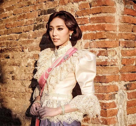 ดาราใส่ชุดไทย ดาราใส่ชุดไทย