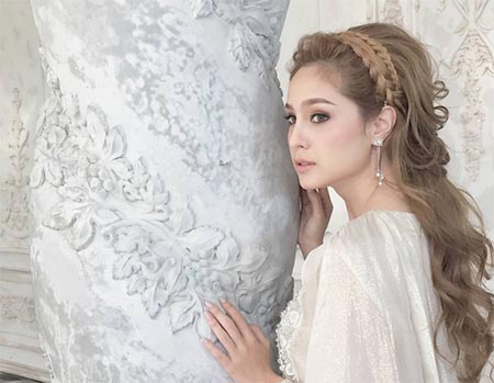 ขวัญ อุษามณี ขวัญ อุษามณี