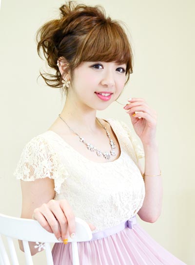 ทรงผมออกงานราตรี ทรงผมออกงานราตรี