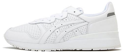 รองเท้าผ้าใบสีขาว รองเท้าผ้าใบสีขาว