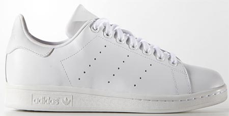 รองเท้าผ้าใบสีขาว รองเท้าผ้าใบสีขาว