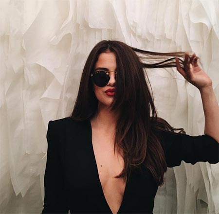 เซเลน่า โกเมซ เซเลน่า โกเมซ