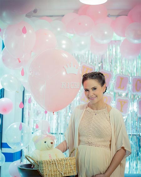 แอน อลิชา แอน อลิชา