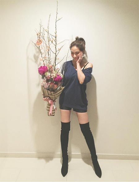 พลอย เฌอมาลย์ พลอย เฌอมาลย์