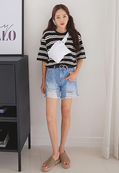 ยีนส์ขาสั้น ยีนส์ขาสั้น