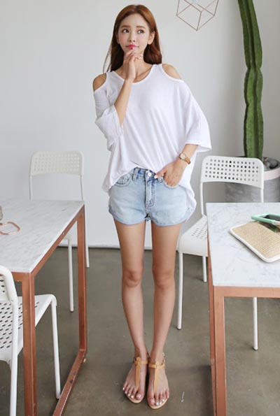 ยีนส์ขาสั้น ยีนส์ขาสั้น