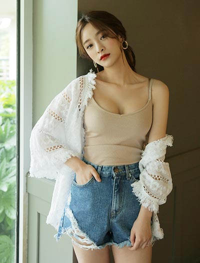 ยีนส์ขาสั้น ยีนส์ขาสั้น