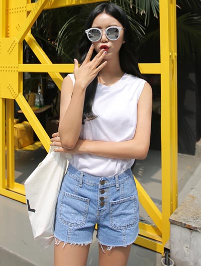 ยีนส์ขาสั้น ยีนส์ขาสั้น