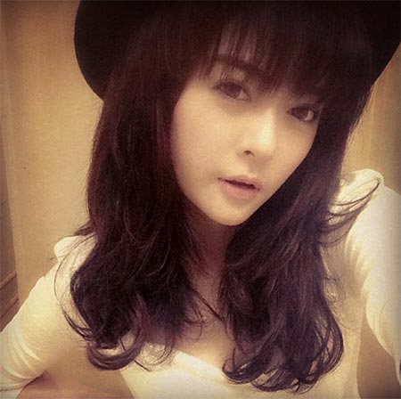 แก้มบุ๋ม แก้มบุ๋ม