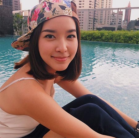 โม มนชนก โม มนชนก