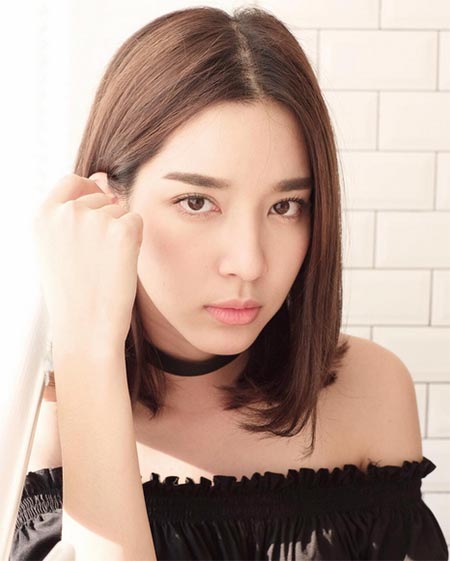 โม มนชนก โม มนชนก