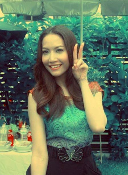 เอ๊ะ อิศริยา เอ๊ะ อิศริยา