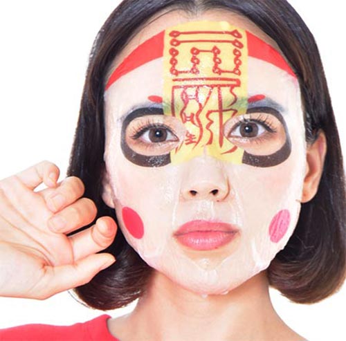 แผ่นมาสก์หน้าแปลกๆ แผ่นมาสก์หน้าแปลกๆ