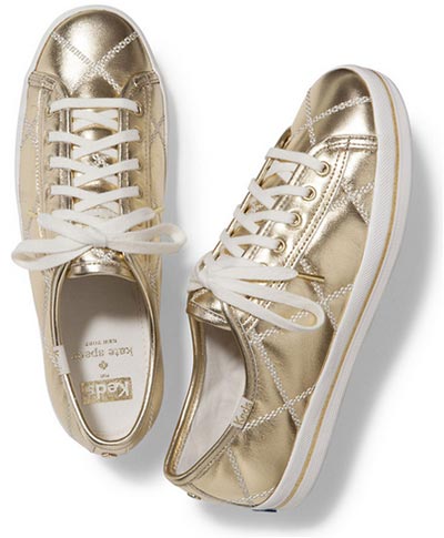 รองเท้าผ้าใบ รองเท้าผ้าใบ