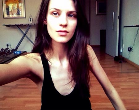 เคย์ลีย์ ชาโบต์ เคย์ลีย์ ชาโบต์