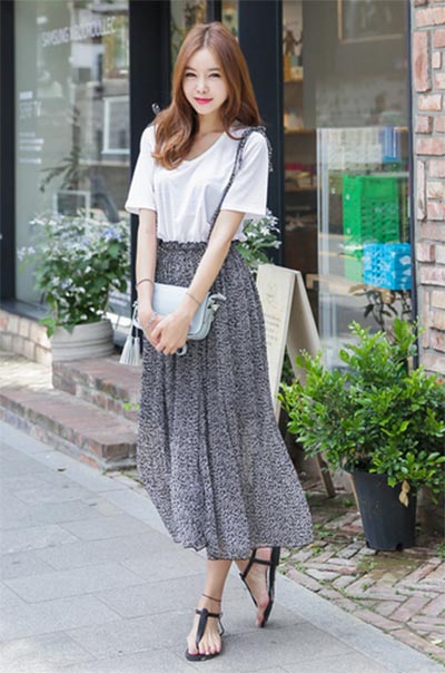 แฟชั่นเสื้อยืดคอวี แฟชั่นเสื้อยืดคอวี