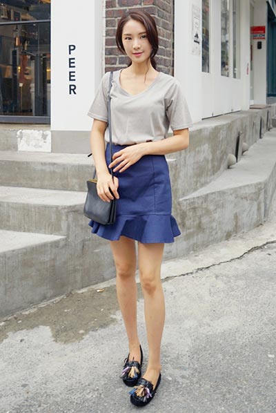 แฟชั่นเสื้อยืดคอวี แฟชั่นเสื้อยืดคอวี