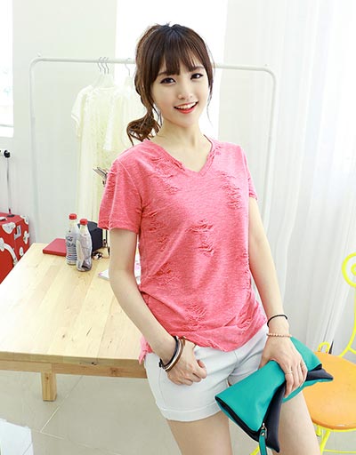 แฟชั่นเสื้อยืดคอวี แฟชั่นเสื้อยืดคอวี