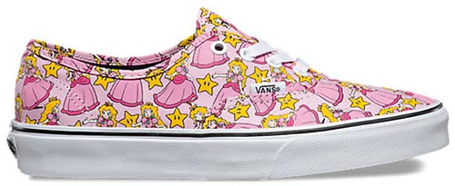 รองเท้าผ้าใบพิมพ์ลาย รองเท้าผ้าใบพิมพ์ลาย